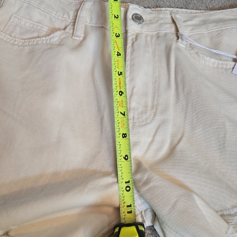 Vervet Los Angeles Distressed Wide Leg Cream Jeans, Size 26, NWT - Picture 9 of 16